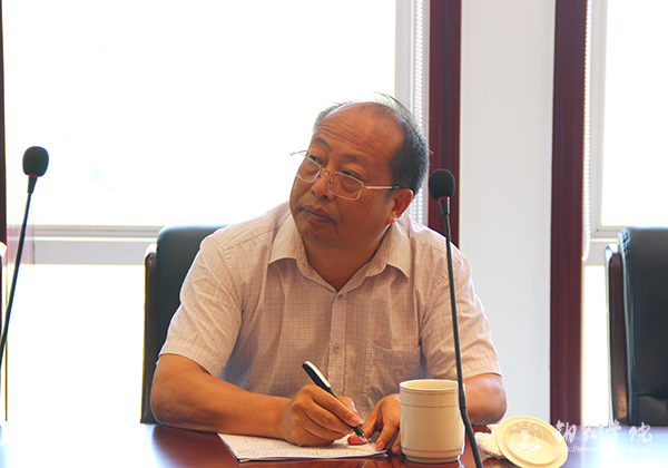 校长、党委副书记侯长林出席机关第七支部“两学一做”学习教育研讨会