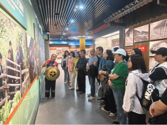 beat365组织党外人士、党外知识分子开展“凝心铸魂强思想 团结奋进新征程”思想引领教育活动