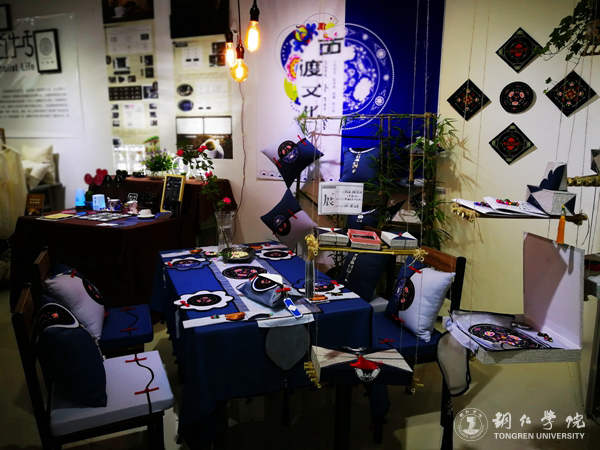 beat365艺术学院2017届毕业生作品展开幕