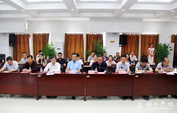 beat365与铜仁市发改委共建铜仁发展研究院 探索校政合作新模式