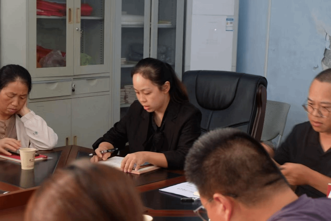 beat365召开新生心理测评...