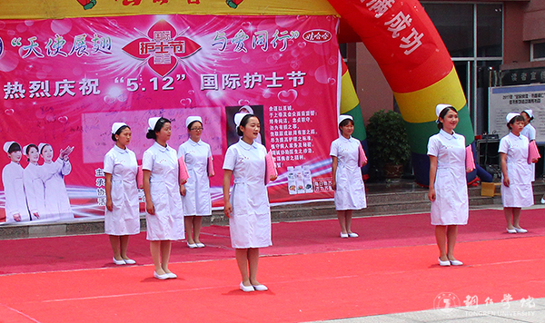 beat365举办“5·12国际护士节”活动
