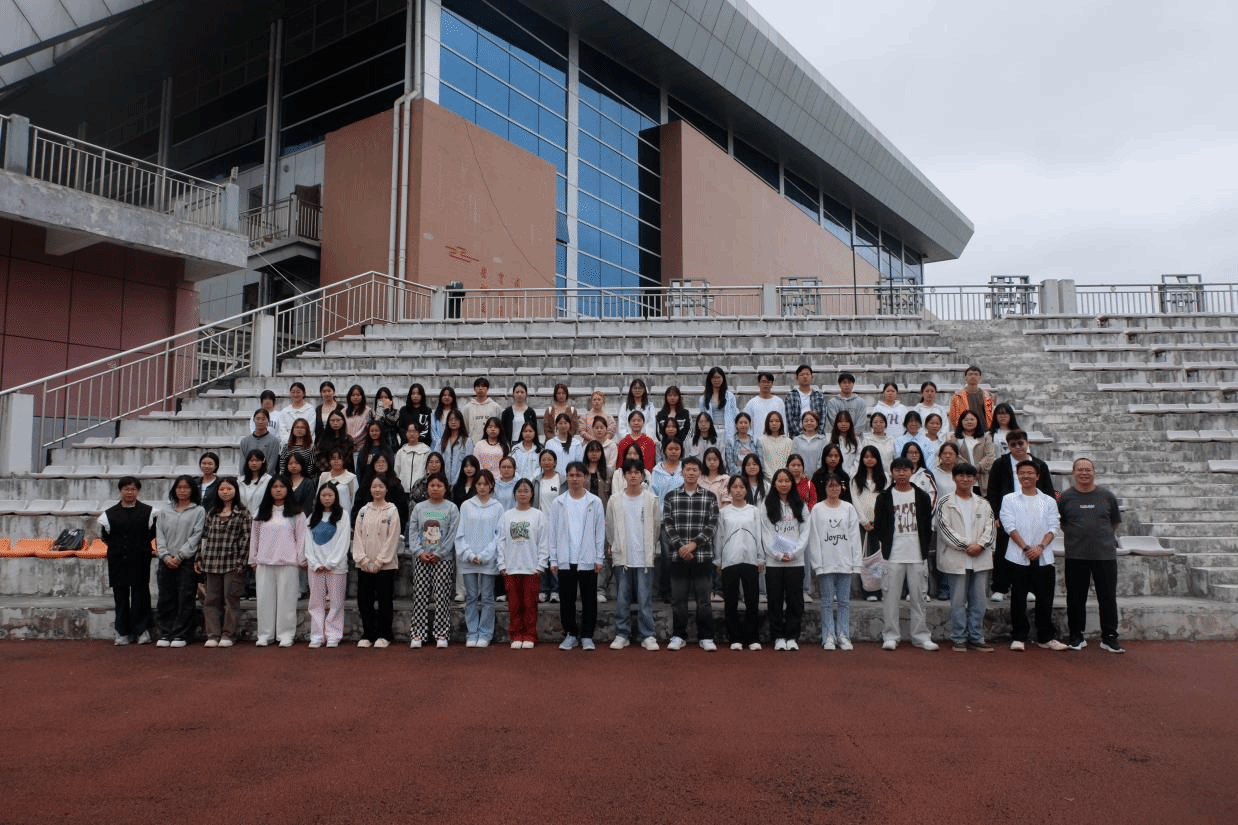 beat365阳光心理服务队举...