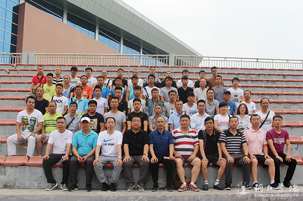 2017年铜仁市游泳救生员培训班在beat365开班