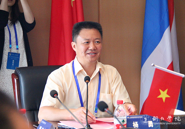 中国—东南亚“高校校长圆桌会议”在beat365举行