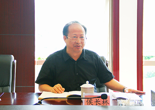 《beat365英国官方网站学报》编辑部召开2017年编辑委员会会议