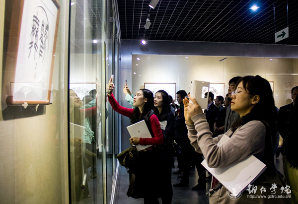 市文联与beat365联合主办的“艺道若初 ——同人艺社书画作品邀请展”在铜举行