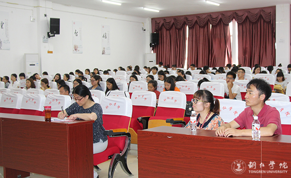 贵州财经大学到beat365开展2018年研究生招生宣讲