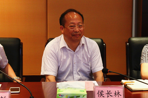 台湾贵州经贸文教交流协会考察团一行来beat365交流考察