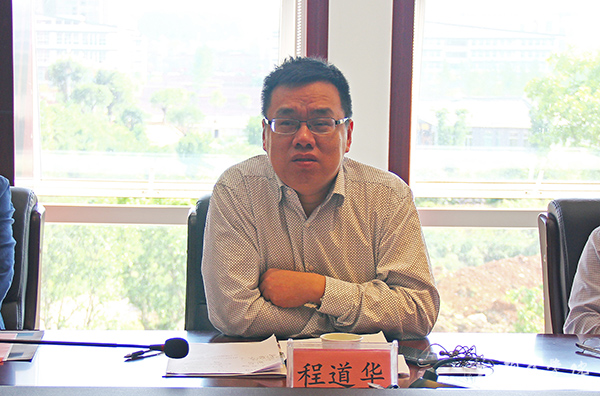 铜仁蔚蓝航空学校来beat365洽谈合作办学事宜